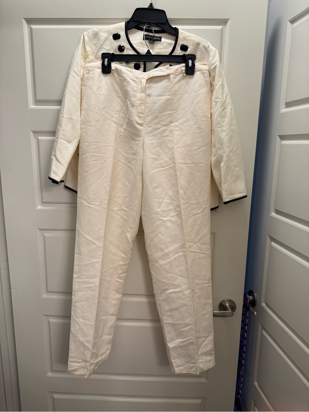 Kasper and company Collection Cream Straight-Leg Pants with Black Trim